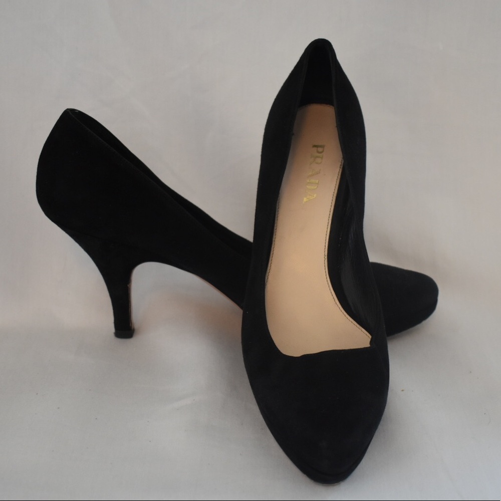 Black Prada Pumps, Size 38 1/2